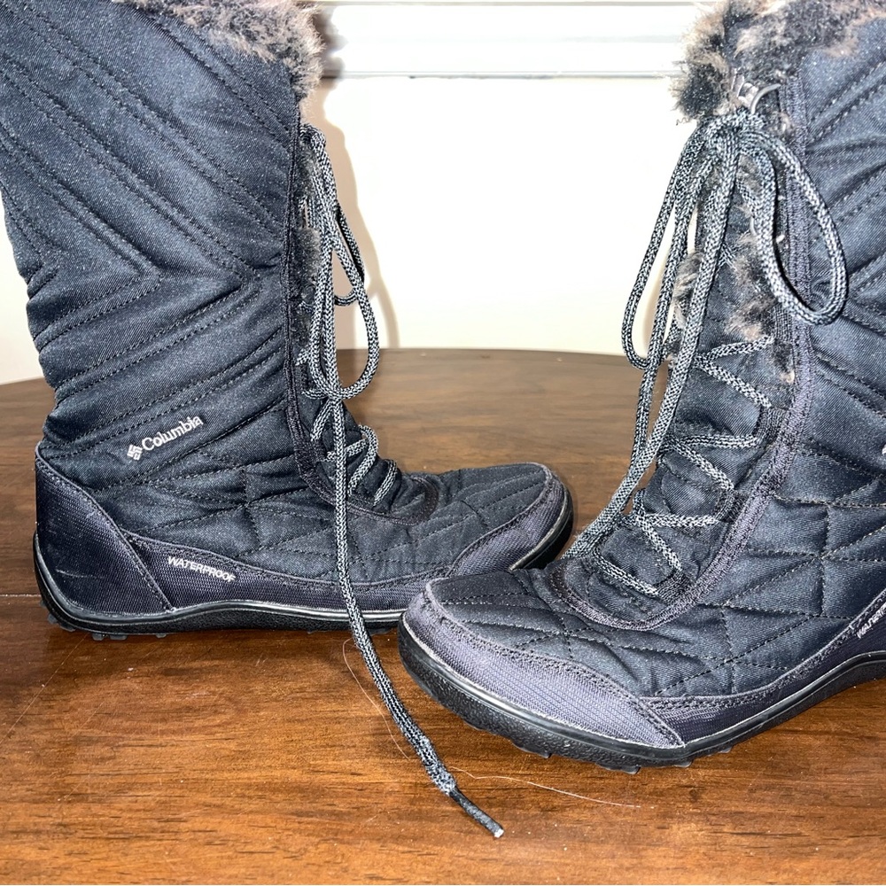 Columbia Faux Fur Lined Winter Boots